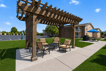 Jordan river apartments bbq and picnic areas
